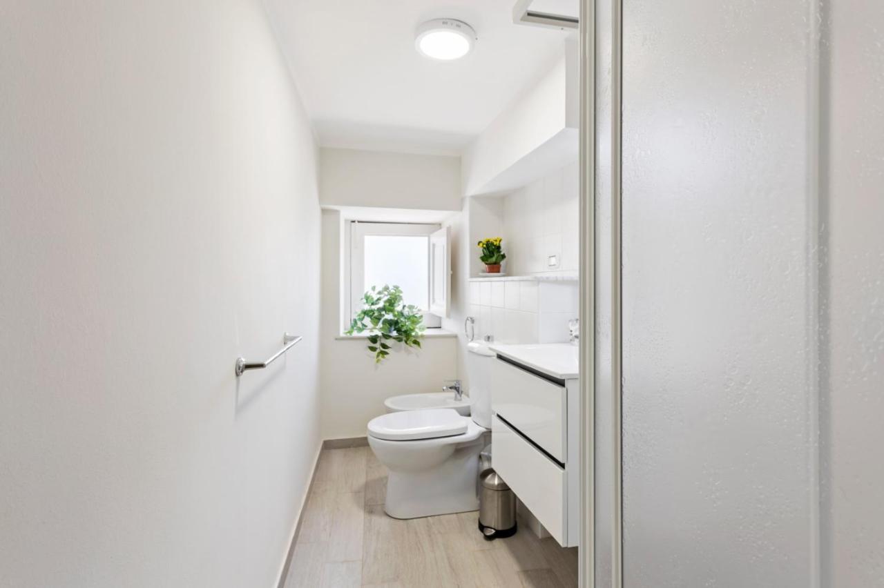 Villa Bellini Cosy Flat Catania Bagian luar foto